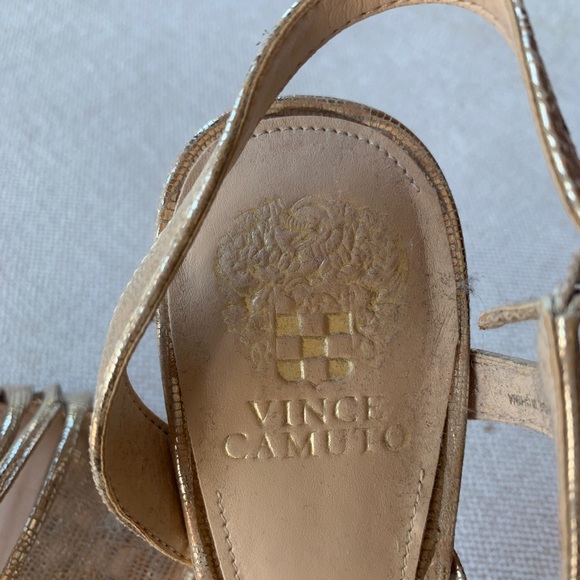 Vince Camuto sandals - Picture 3 of 5